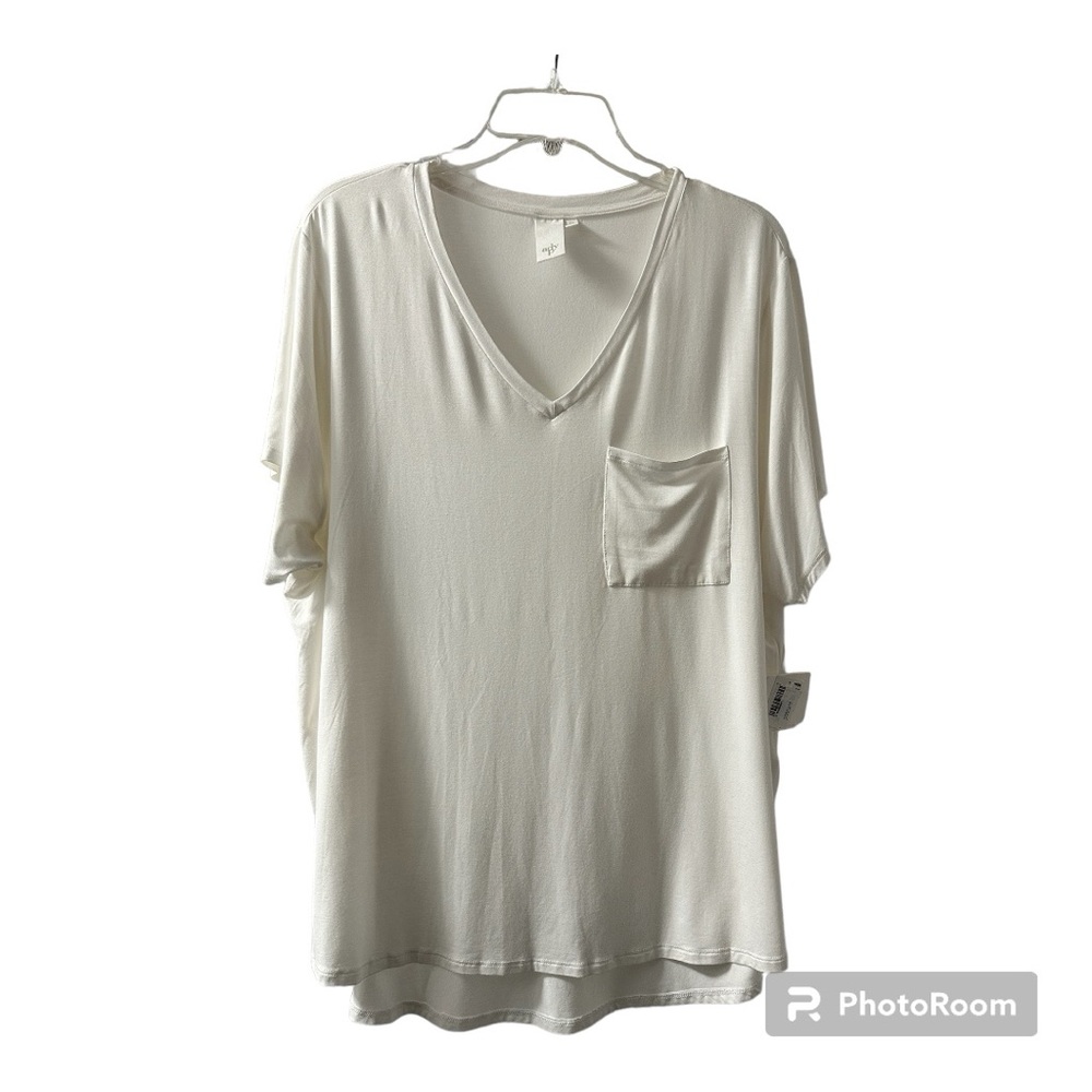 Off White Vneck Tshirt Womens 2X